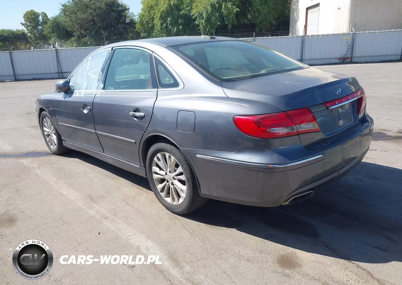 2011 Hyundai Azera Gls VIN:KMHFC4DD6BA535879 - 3