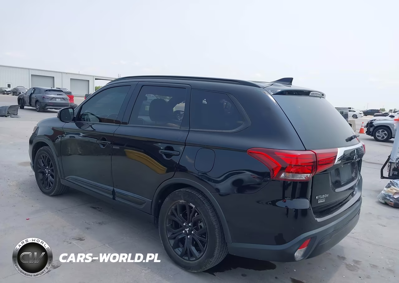 2019 Mitsubishi Outlander Le VIN:JA4AD3A36KZ035556 - 3