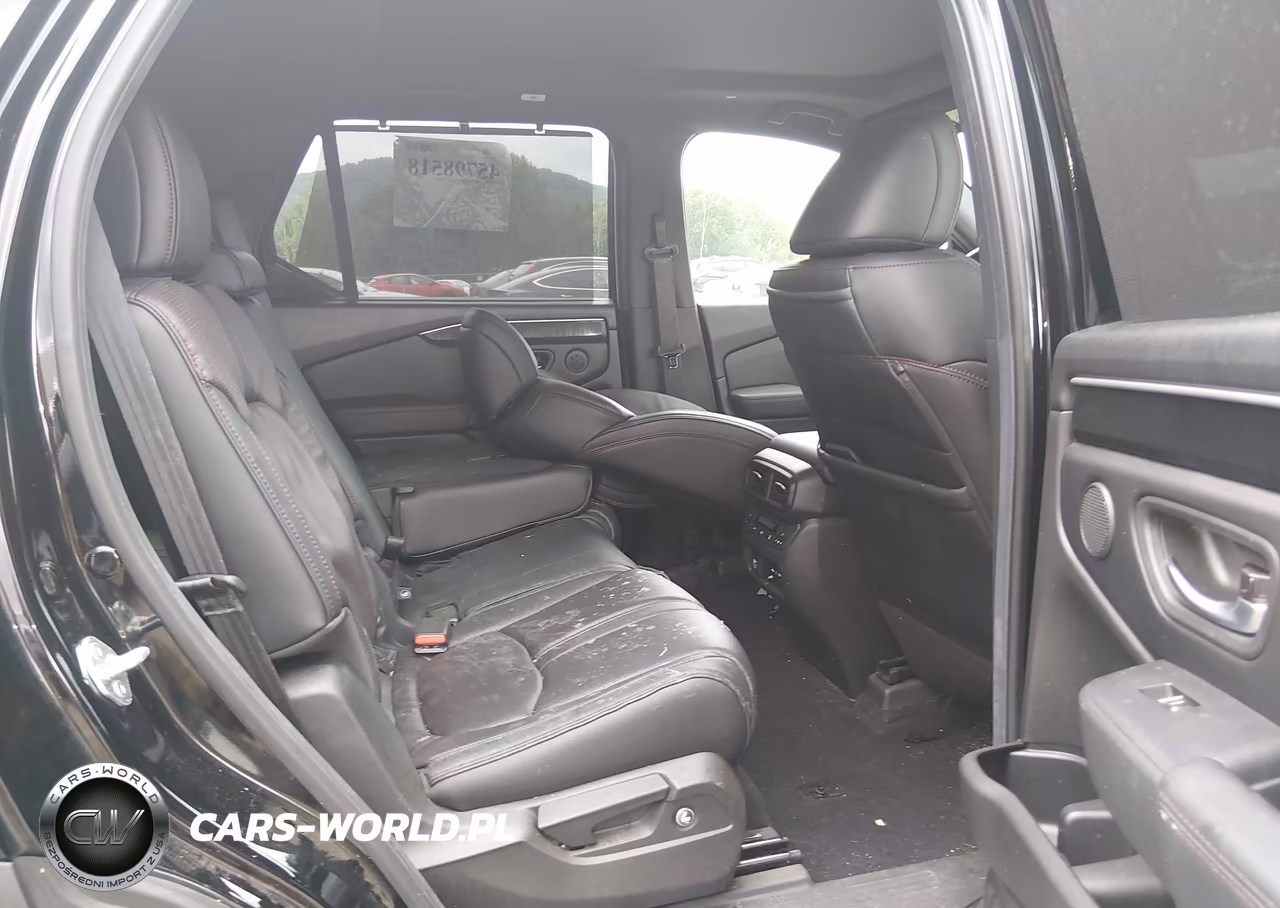 2025 Honda Pilot Black Edition VIN:5FNYG1H98SB112878 - 8