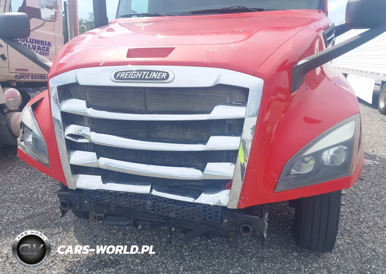 2019 Freightliner New Cascadia 126 VIN:1FUJHHDR3KLKE3960 - 11