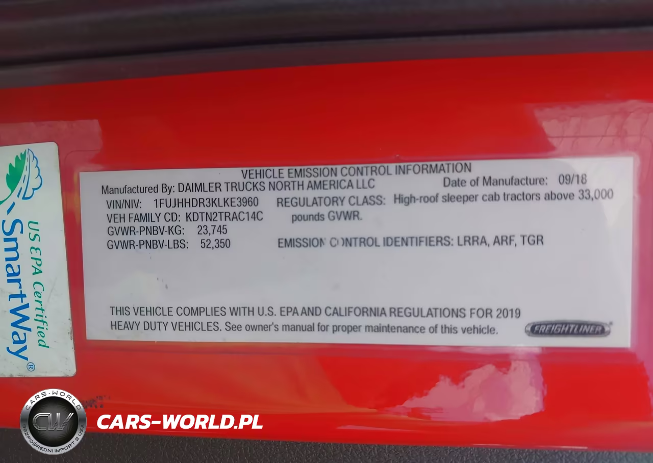 2019 Freightliner New Cascadia 126 VIN:1FUJHHDR3KLKE3960 - 8