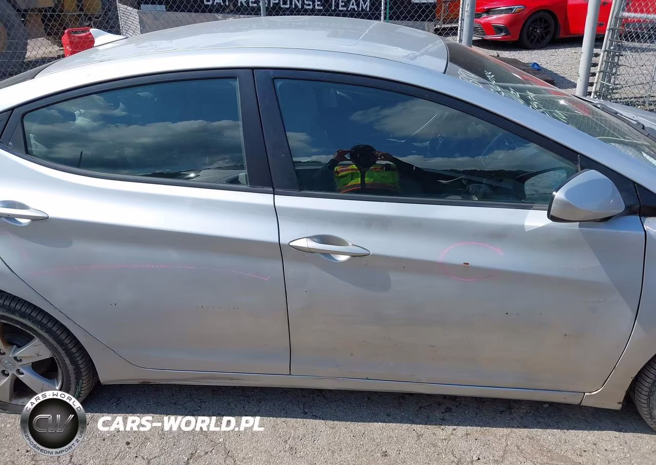 2013 Hyundai Elantra Gls VIN:5NPDH4AE0DH394748 - 18