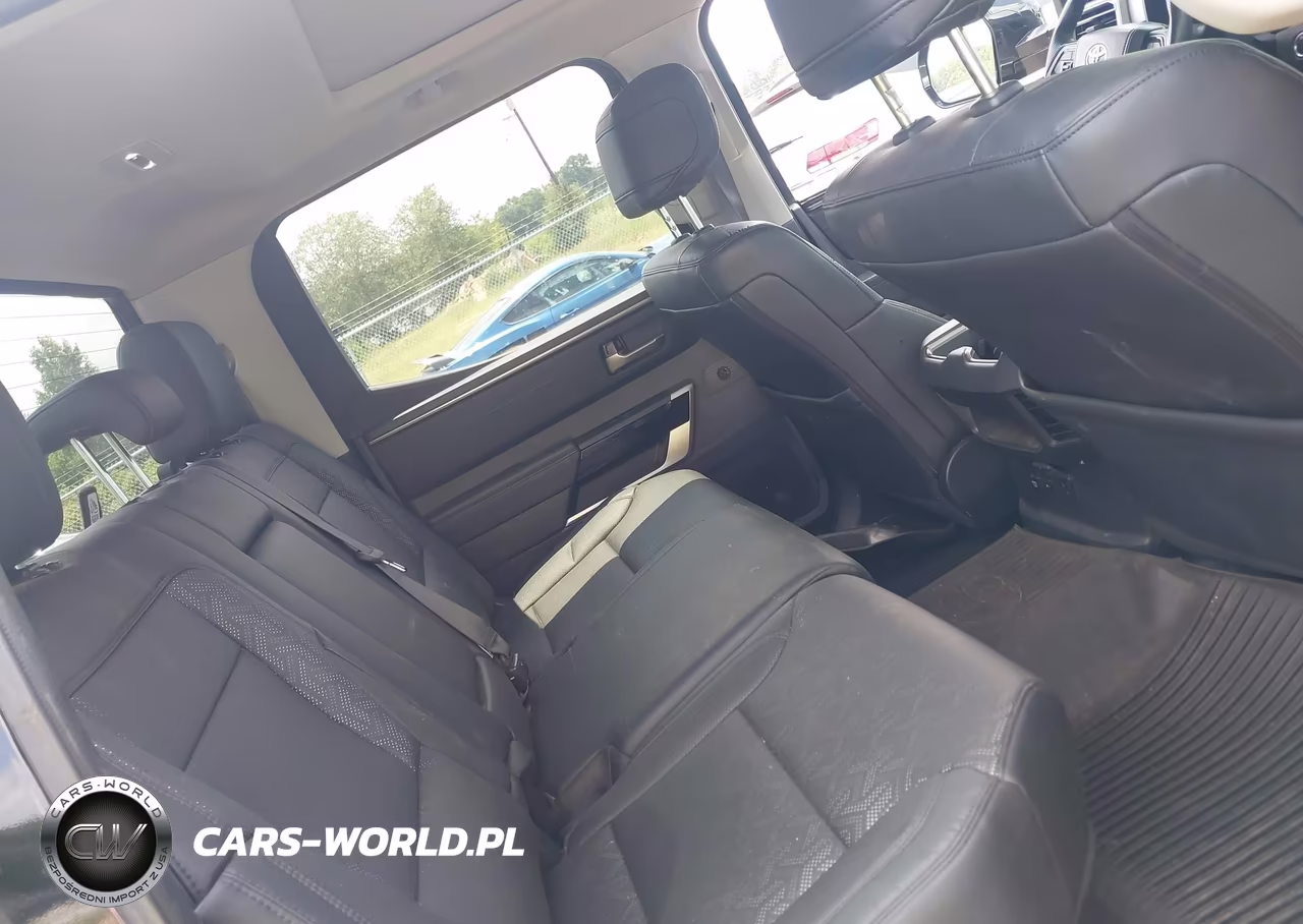 2024 Toyota Tundra Limited VIN:5TFJA5EC9RX025663 - 8