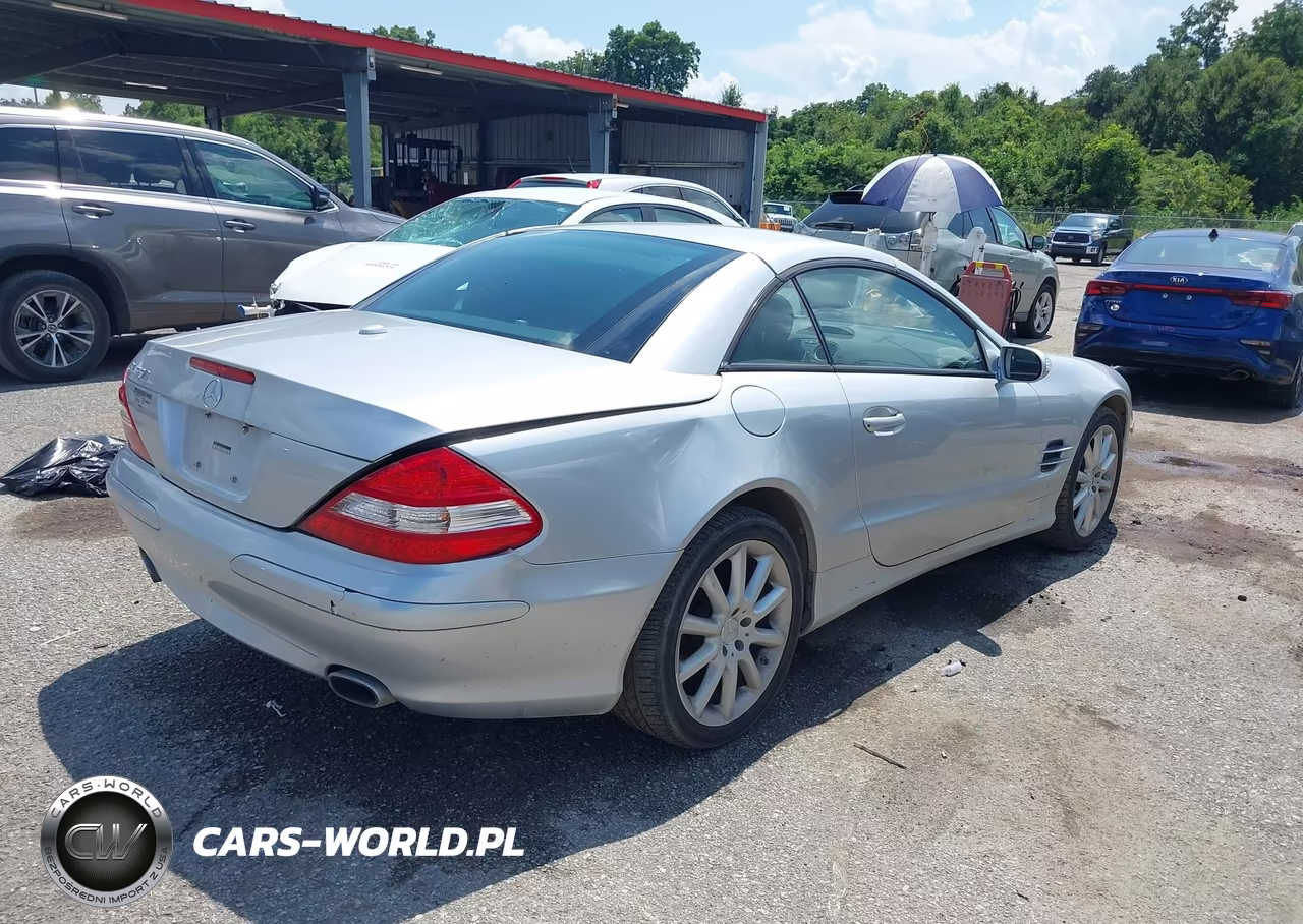 2007 Mercedes-Benz Sl 550 VIN:WDBSK71F17F130762 - 4