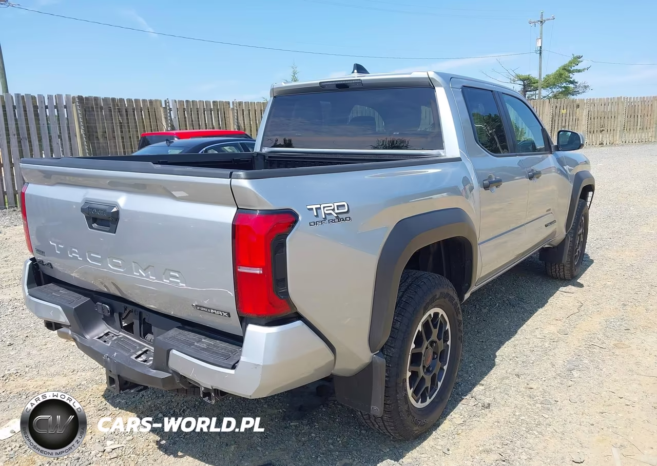 2026 Toyota Tacoma Hybrid Trd Off Road VIN:3TYLC5LN3TT060921 - 4