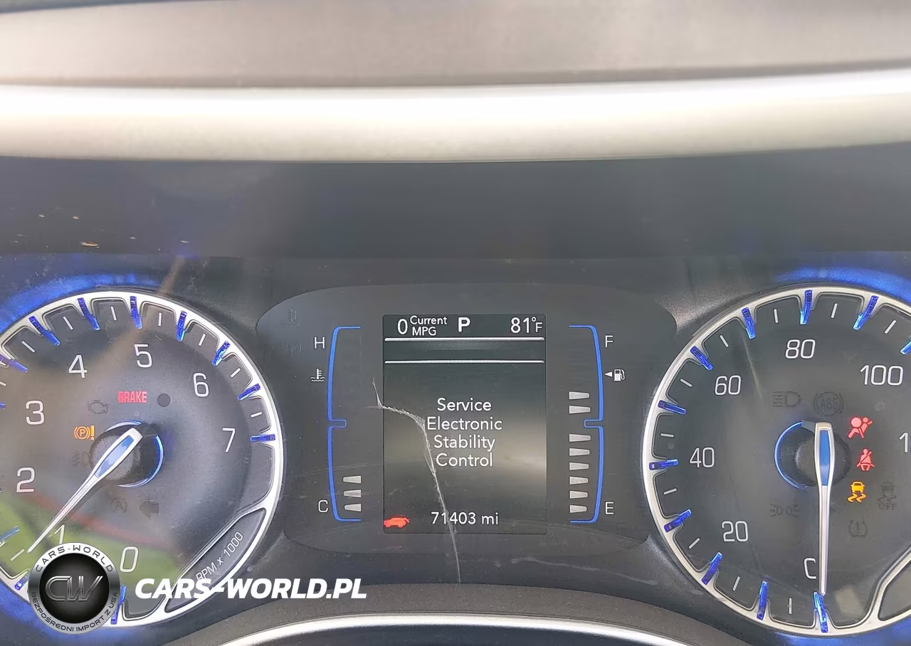 2019 Chrysler Pacifica Touring L VIN:2C4RC1BG9KR548263 - 7