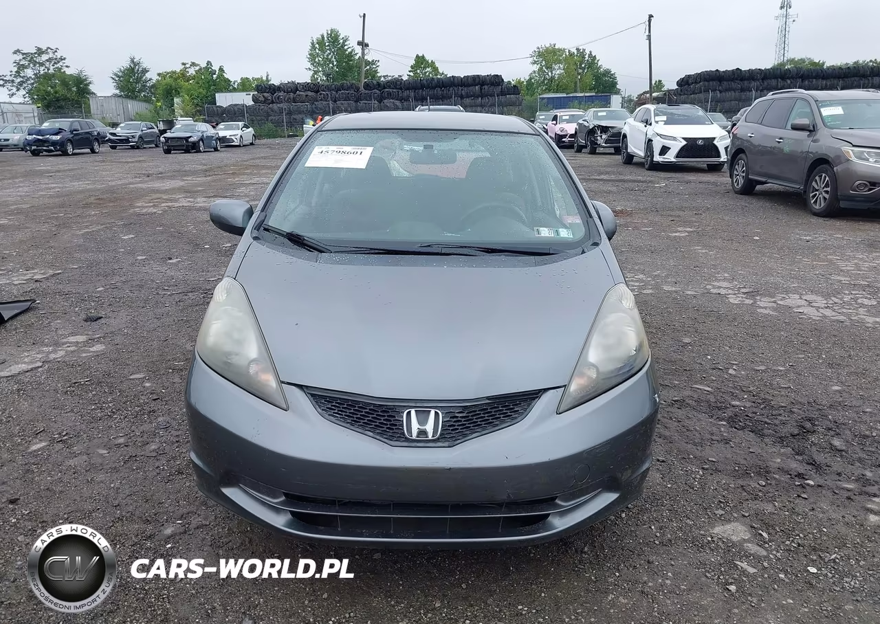 2013 Honda Fit VIN:JHMGE8H35DC012015 - 12