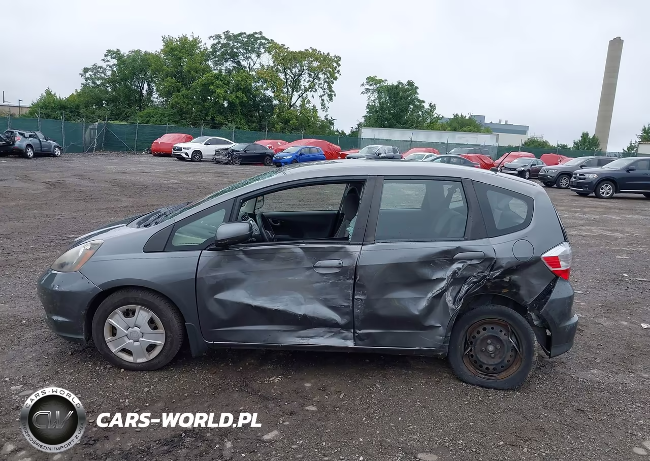 2013 Honda Fit VIN:JHMGE8H35DC012015 - 14