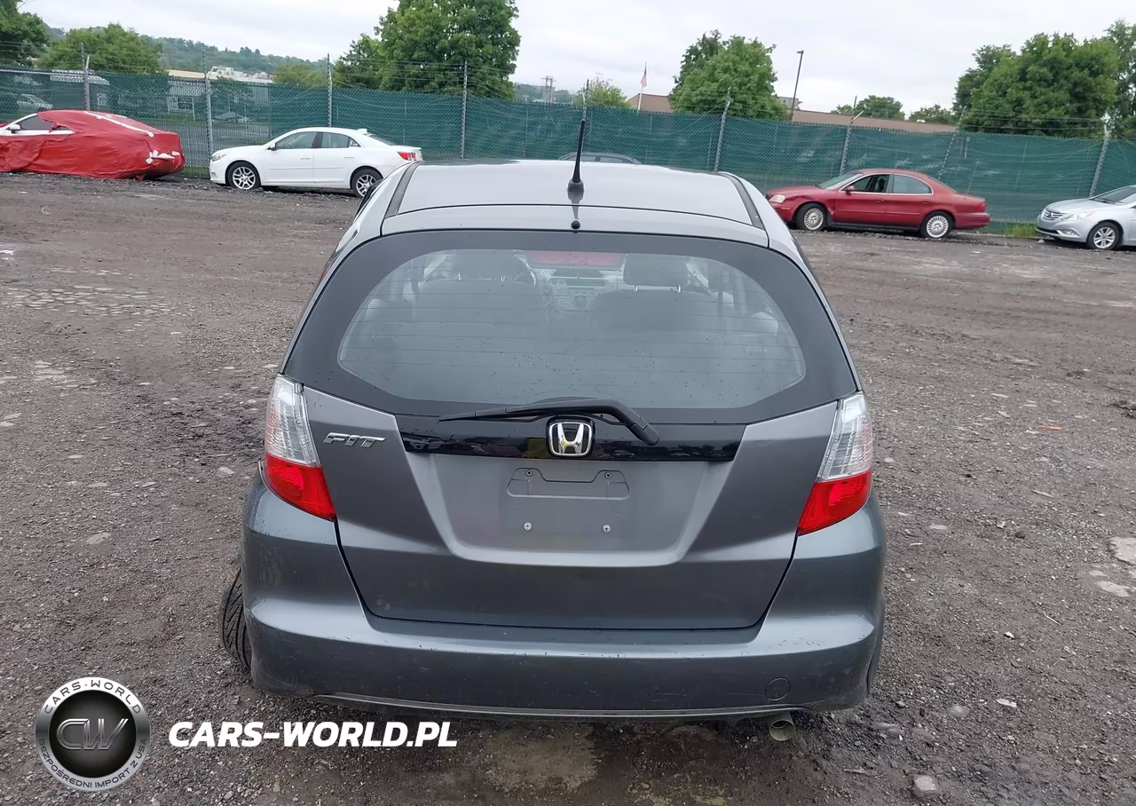 2013 Honda Fit VIN:JHMGE8H35DC012015 - 16