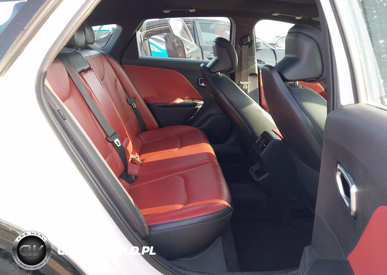 2025 Kia K4 Gt-Line Turbo VIN:3KPFW4DC4SE069806 - 8