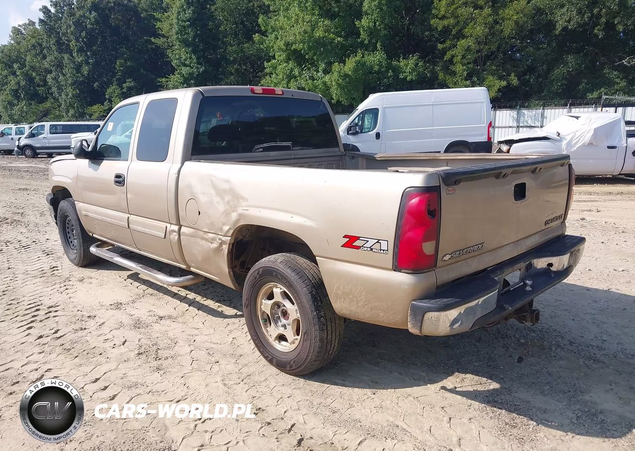 2005 Chevrolet Silverado 1500 Z71 VIN:1GCEK19B55E229925 - 3