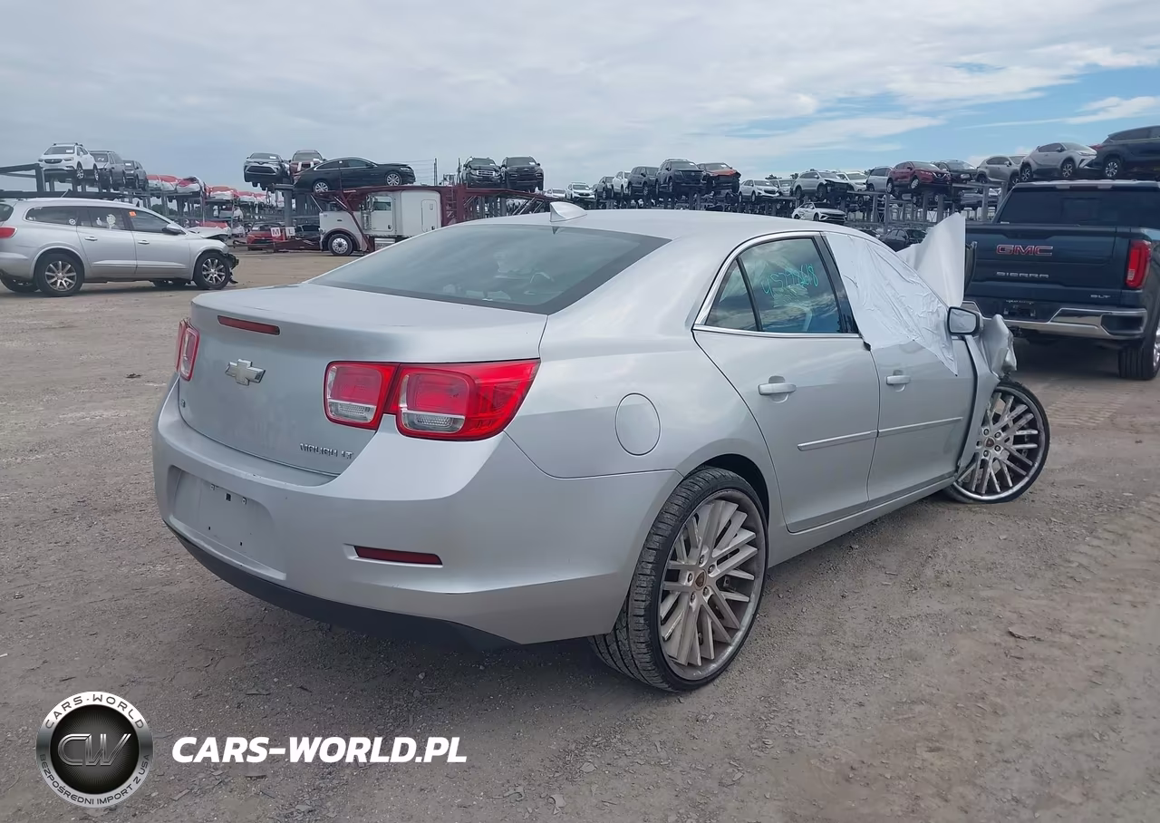 2015 Chevrolet Malibu 1Lt VIN:1G11C5SL7FF257350 - 4