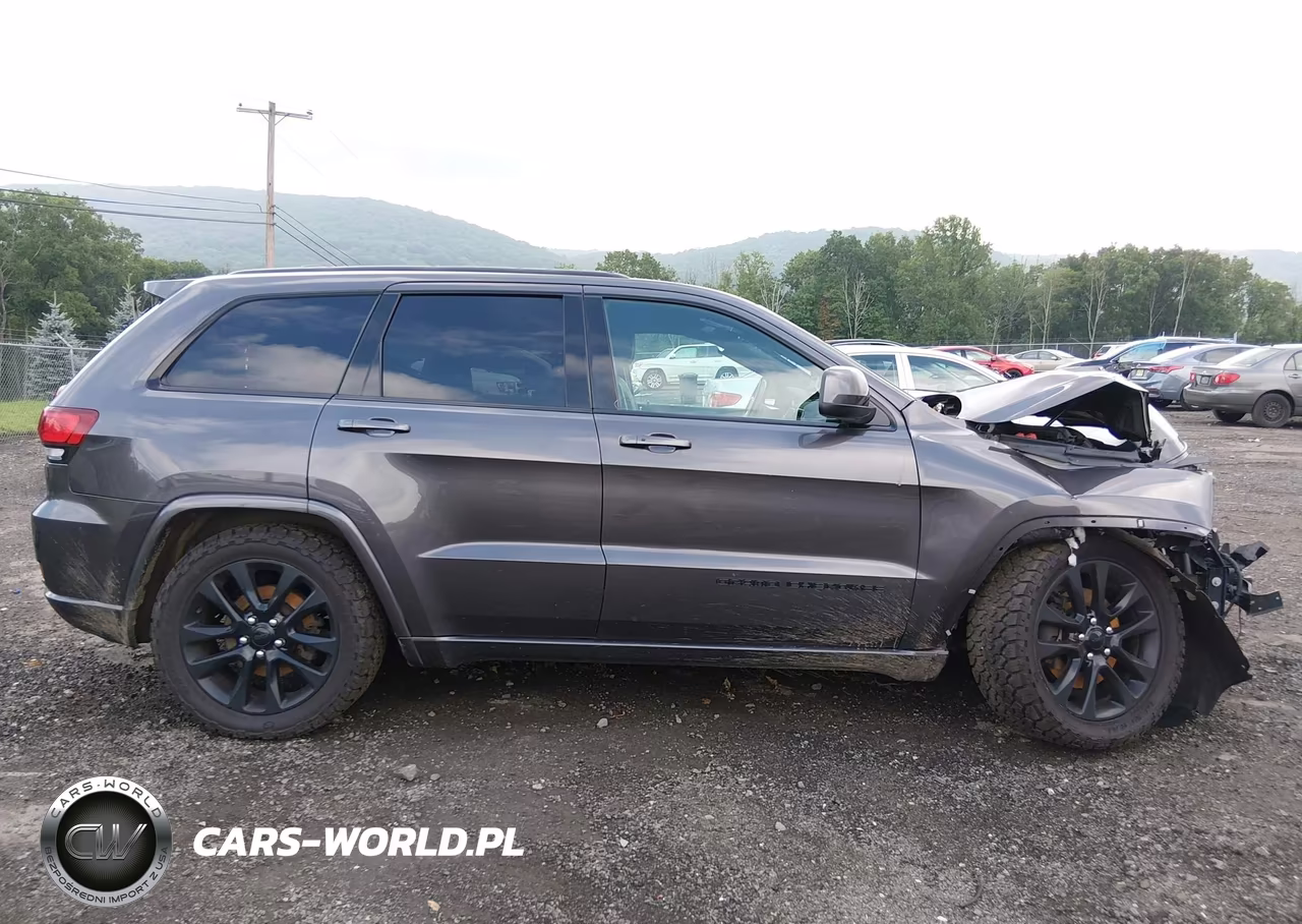 2021 Jeep Grand Cherokee Laredo X 4X4 VIN:1C4RJFAG2MC530543 - 14
