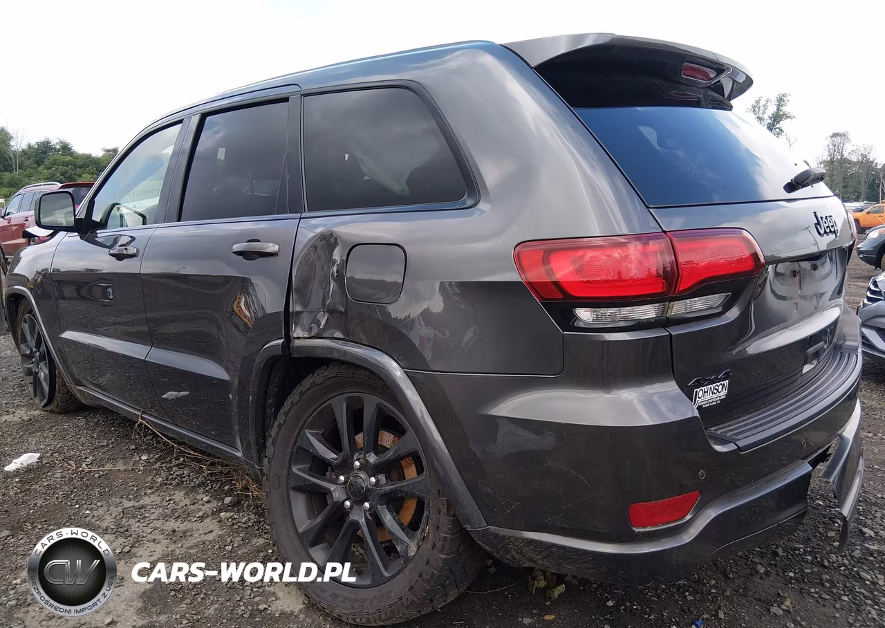 2021 Jeep Grand Cherokee Laredo X 4X4 VIN:1C4RJFAG2MC530543 - 18