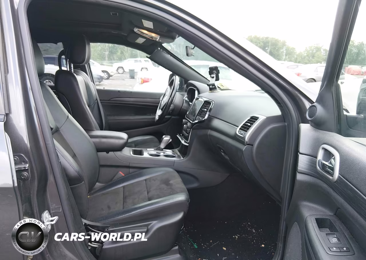 2021 Jeep Grand Cherokee Laredo X 4X4 VIN:1C4RJFAG2MC530543 - 5
