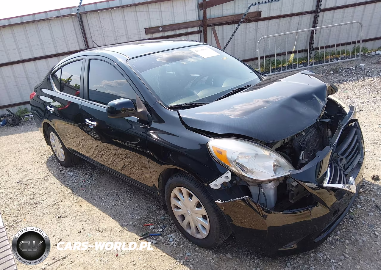 2012 Nissan Versa 1.6 Sv