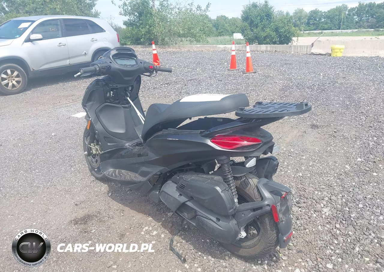 2024 Piaggio Bv 400 VIN:ZAPMD20U0R5000986 - 3