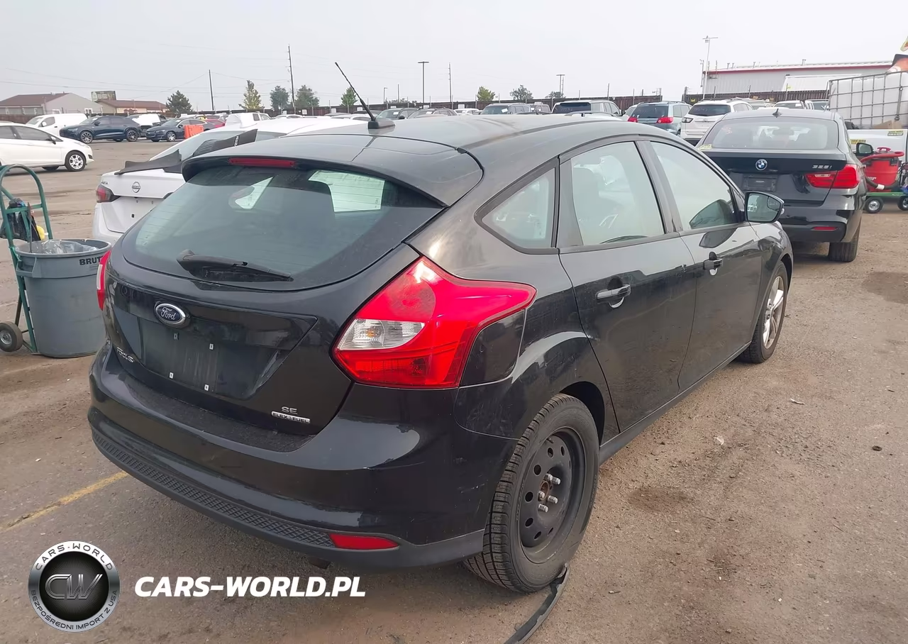 2013 Ford Focus Se VIN:1FADP3K2XDL338870 - 4