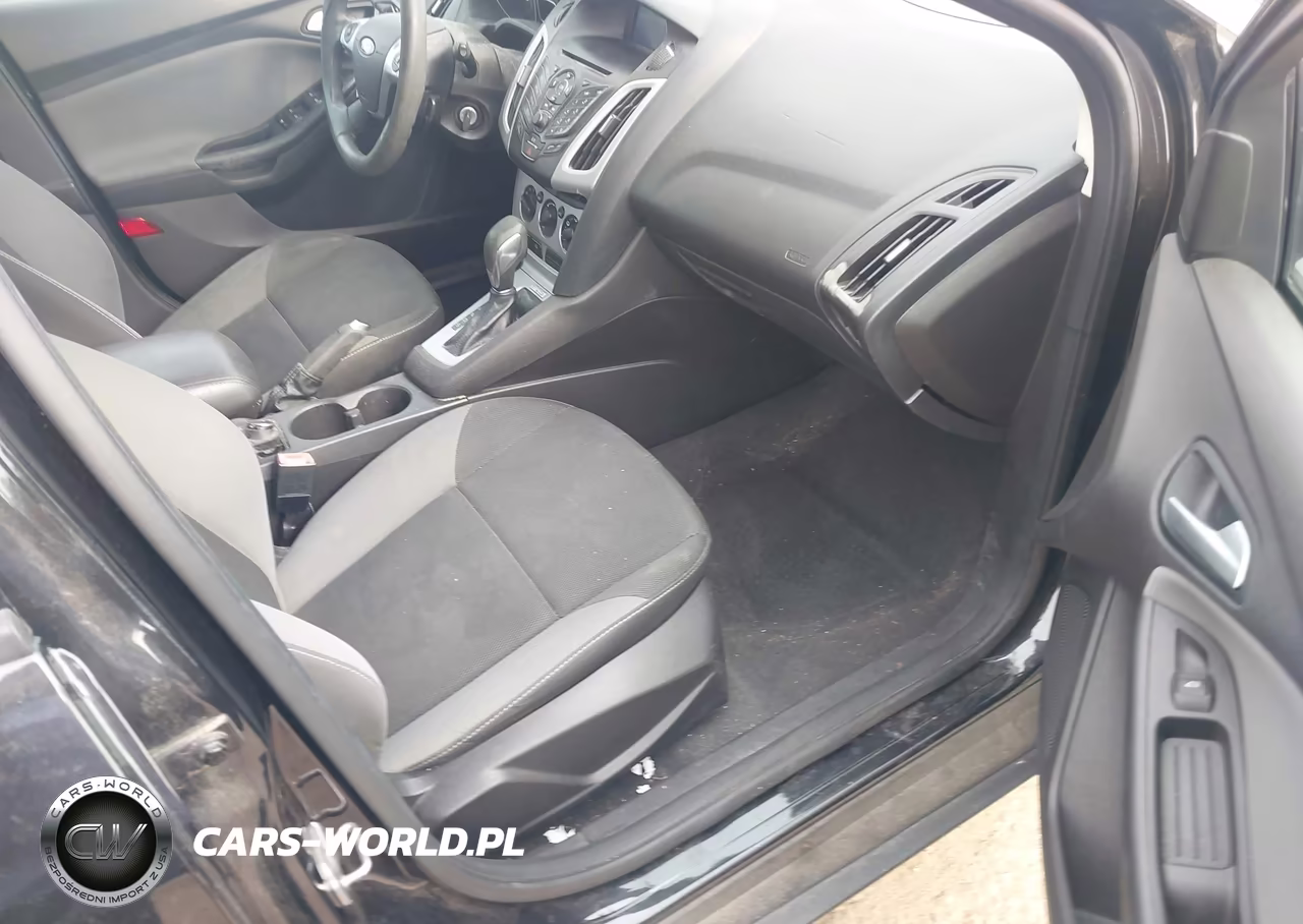 2013 Ford Focus Se VIN:1FADP3K2XDL338870 - 5