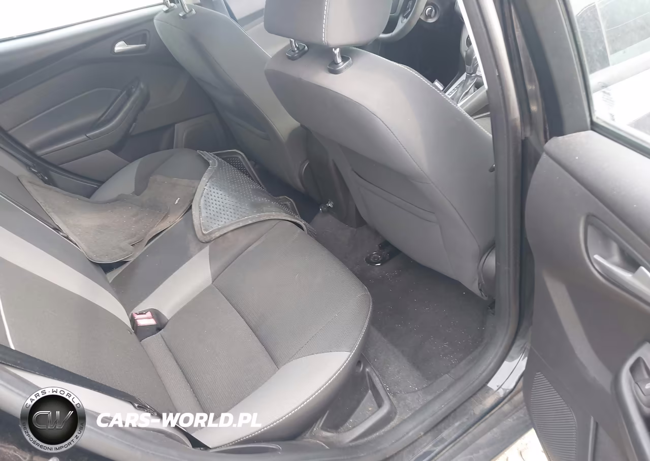 2013 Ford Focus Se VIN:1FADP3K2XDL338870 - 8