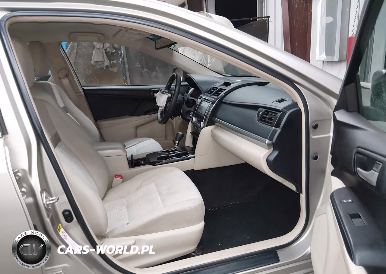 2014 Toyota Camry Le VIN:4T4BF1FK9ER393553 - 5