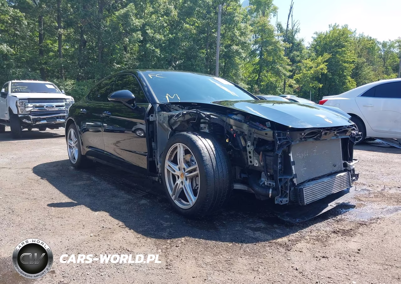 2020 Porsche Panamera 4