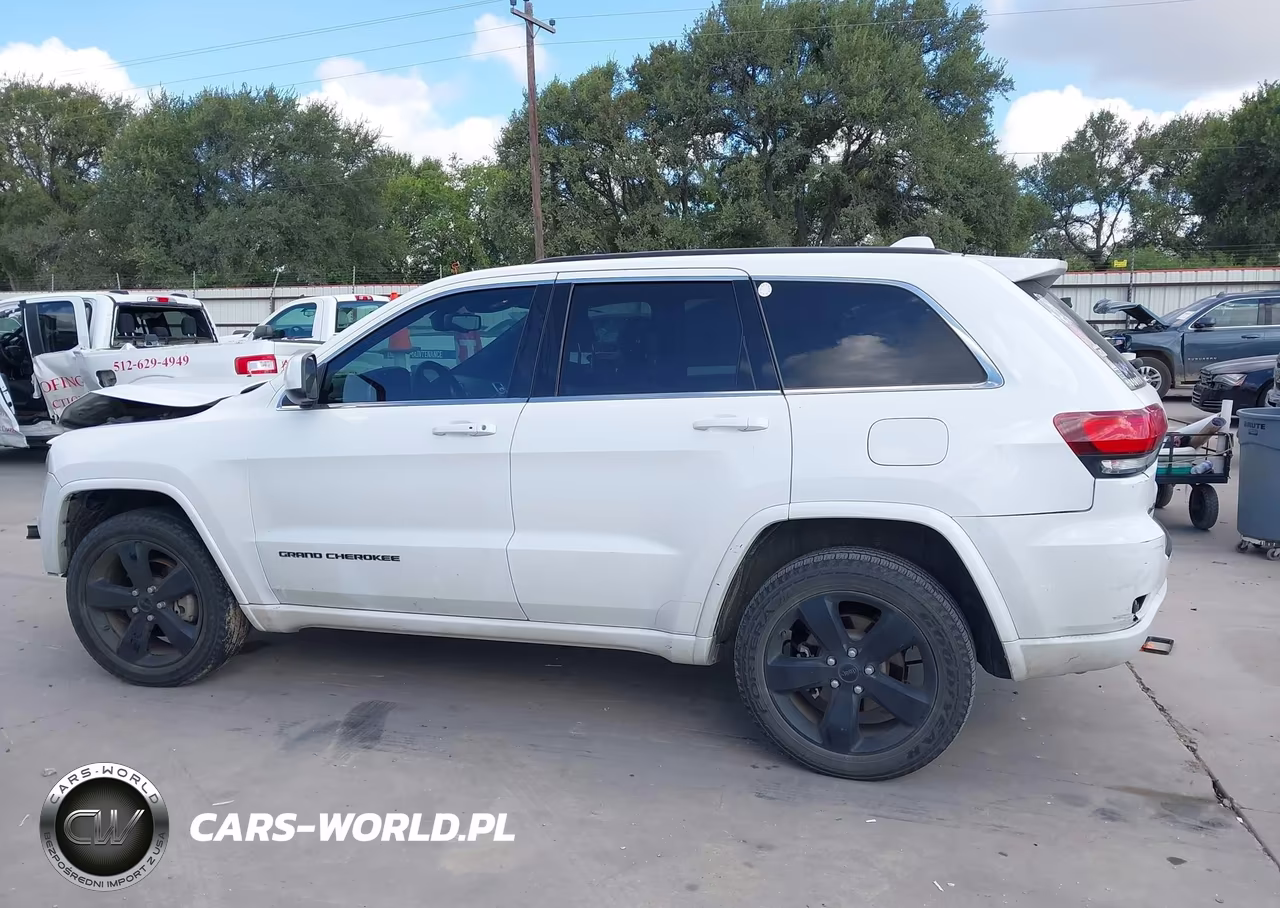 2015 Jeep Grand Cherokee Altitude VIN:1C4RJFAG1FC228499 - 15