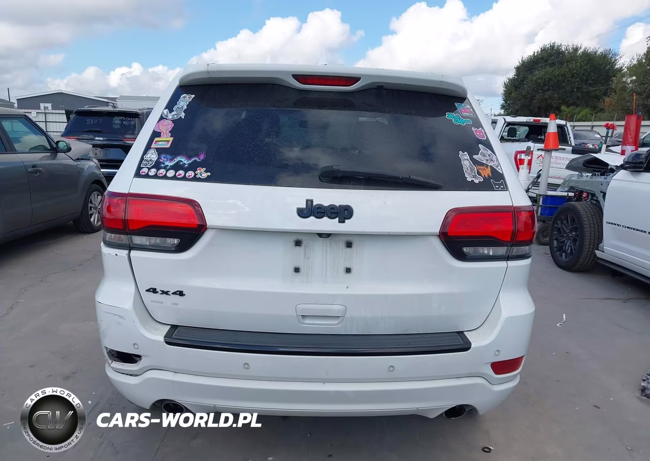 2015 Jeep Grand Cherokee Altitude VIN:1C4RJFAG1FC228499 - 17
