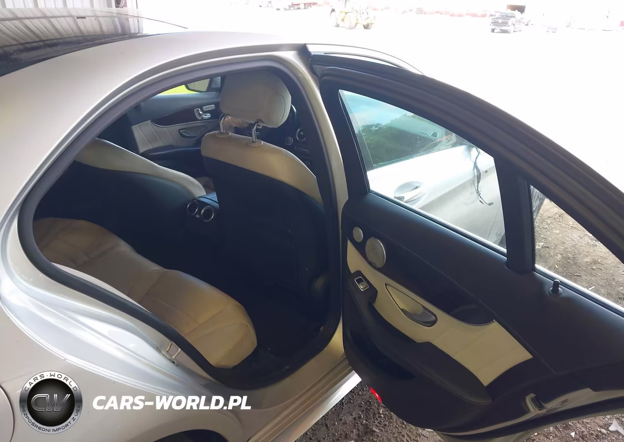 2015 Mercedes-Benz C 300 Sport 4Matic VIN:55SWF4KB6FU063174 - 8