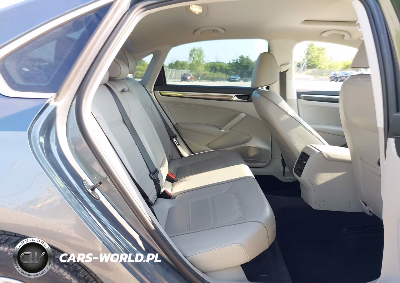 2016 Volkswagen Passat 1.8T Se VIN:1VWBS7A39GC038451 - 8
