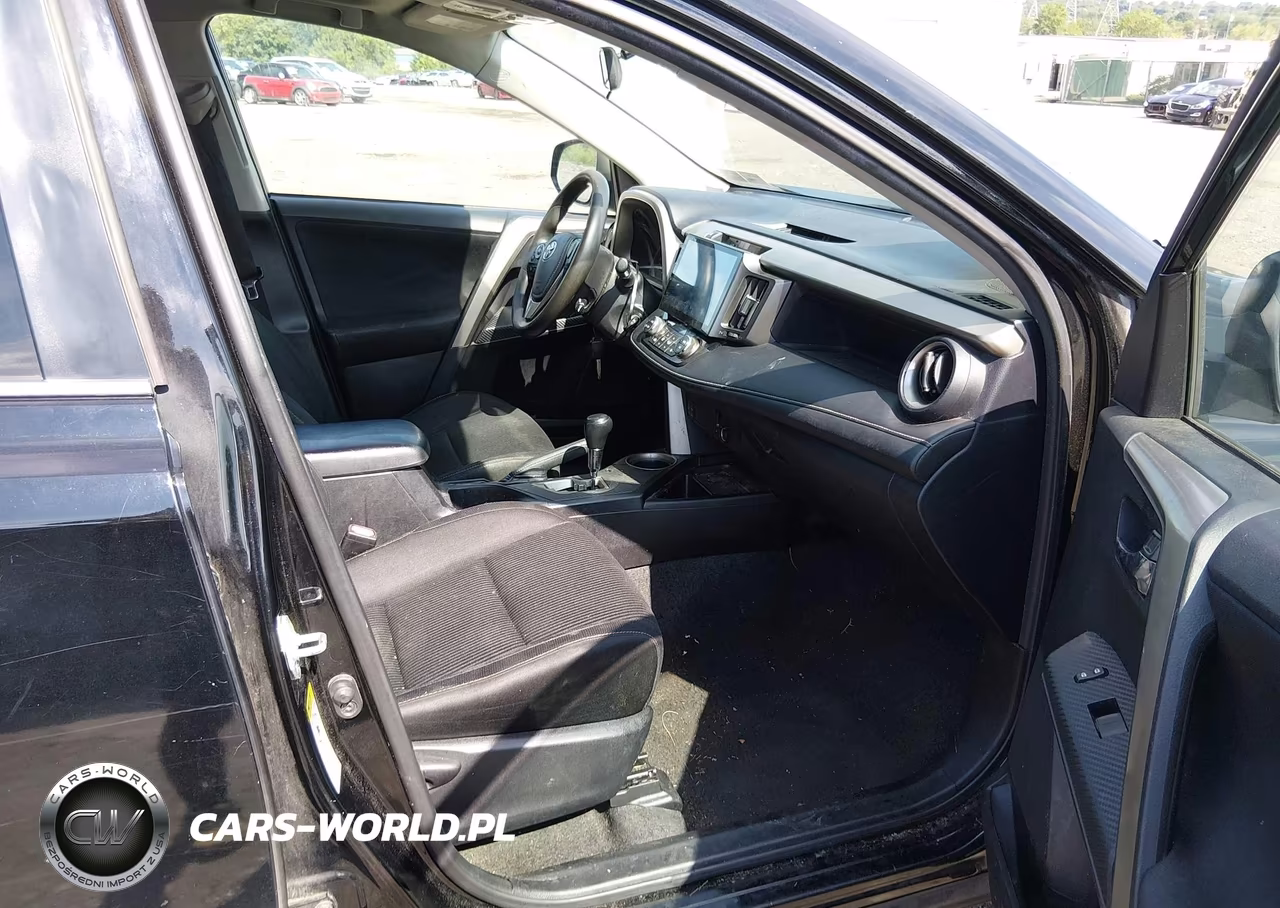 2015 Toyota Rav4 Xle VIN:2T3RFREV6FW286729 - 5
