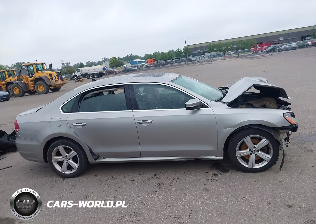 2013 Volkswagen Passat 2.5L Se VIN:1VWBP7A30DC093545 - 13