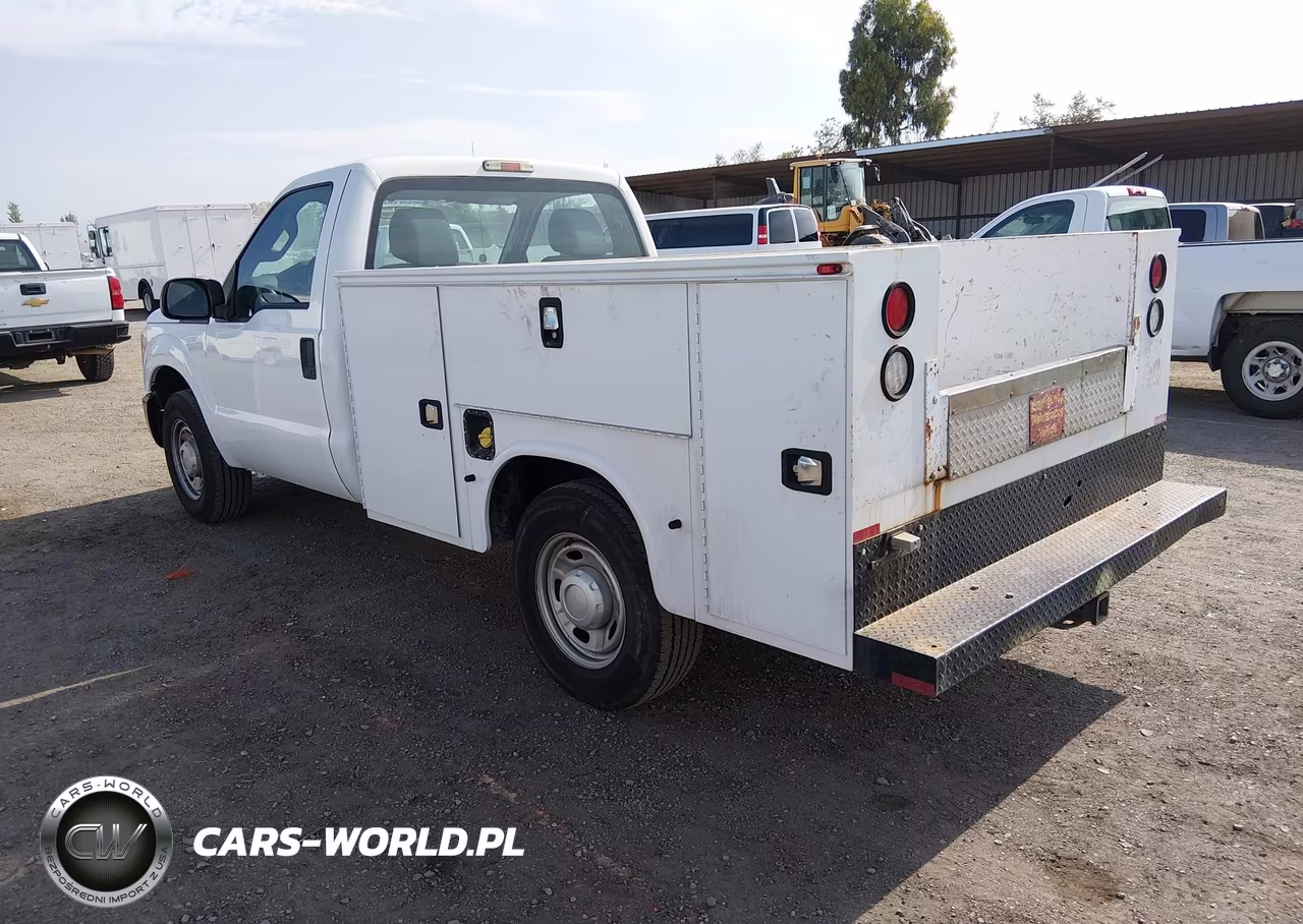 2016 Ford F-250 Xl VIN:1FDBF2A69GED31139 - 3