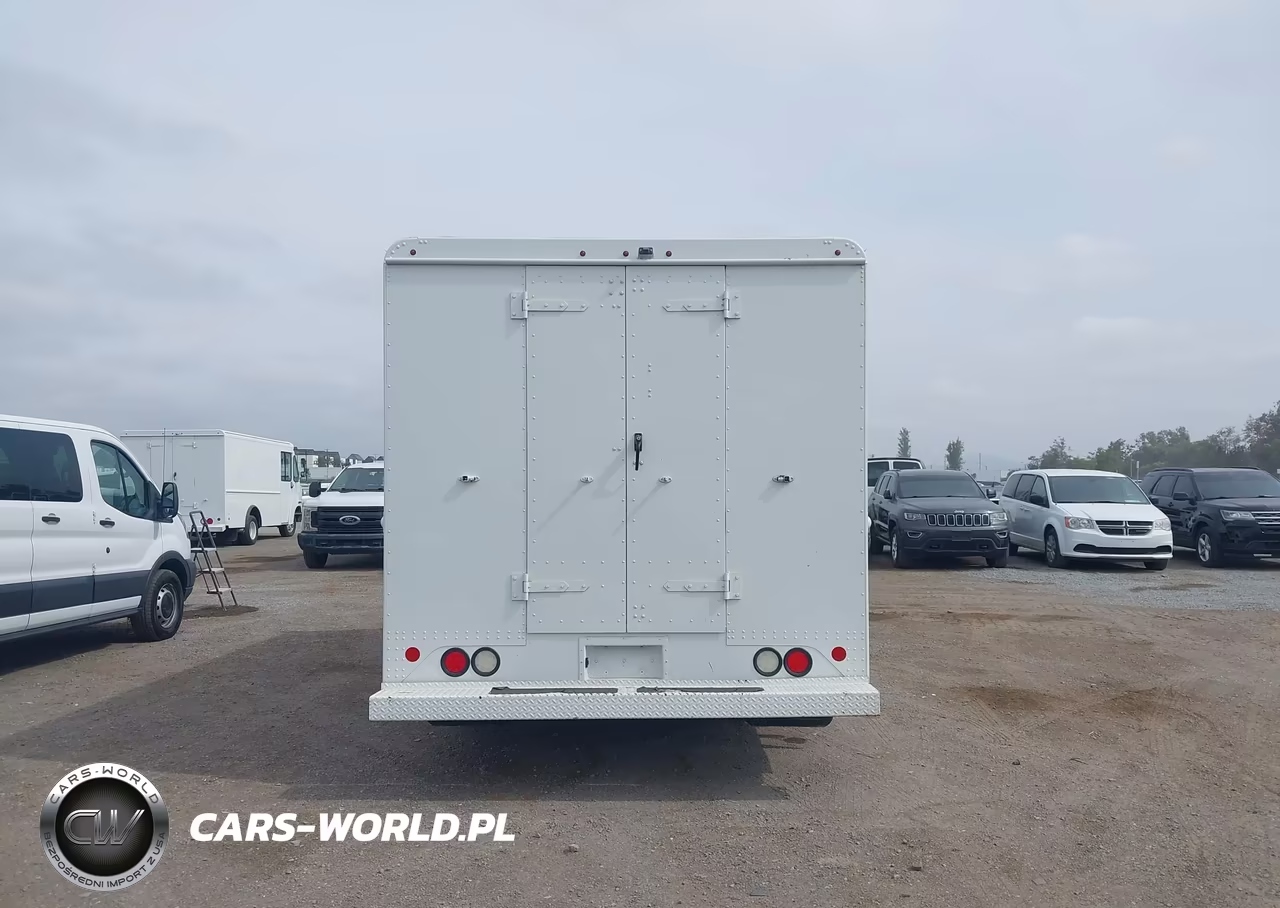 2018 Ford E-350 Stripped VIN:1FC3E3K62JDC36757 - 17