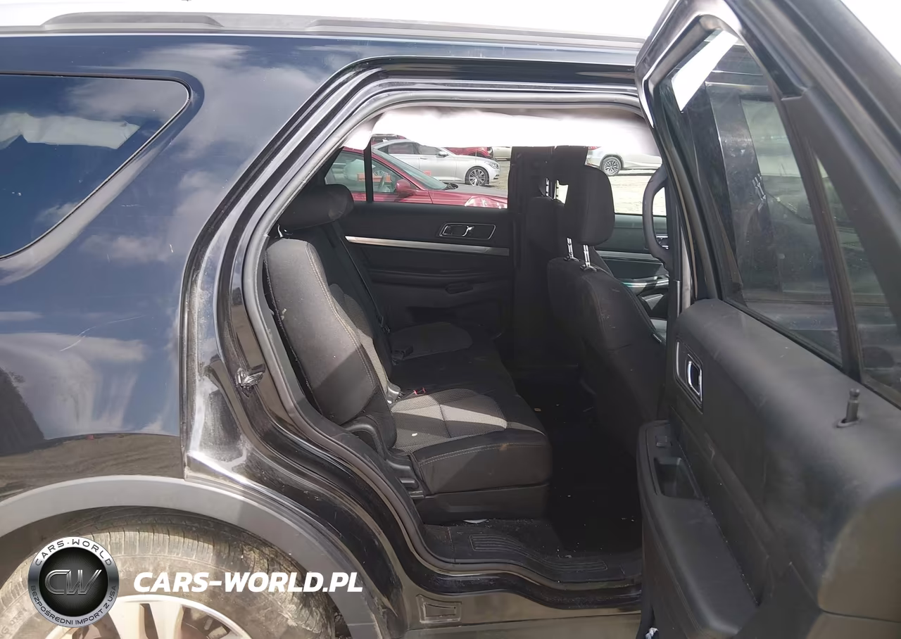 2019 Ford Explorer Xlt VIN:1FM5K8D82KGA06337 - 8
