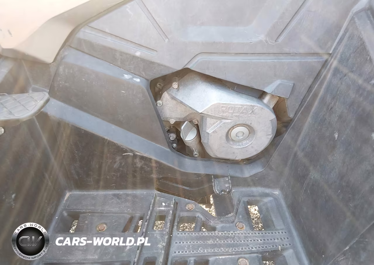 2013 Can-Am Outlander 650 Xt VIN:3JBLKXJ10DJ000031 - 8