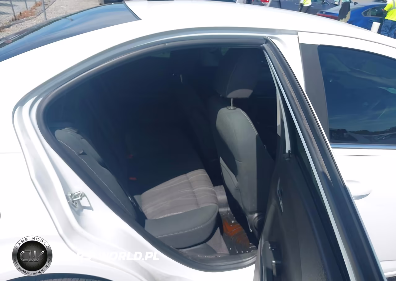 2012 Chevrolet Sonic 2Lt VIN:1G1JC5SH7C4122744 - 8