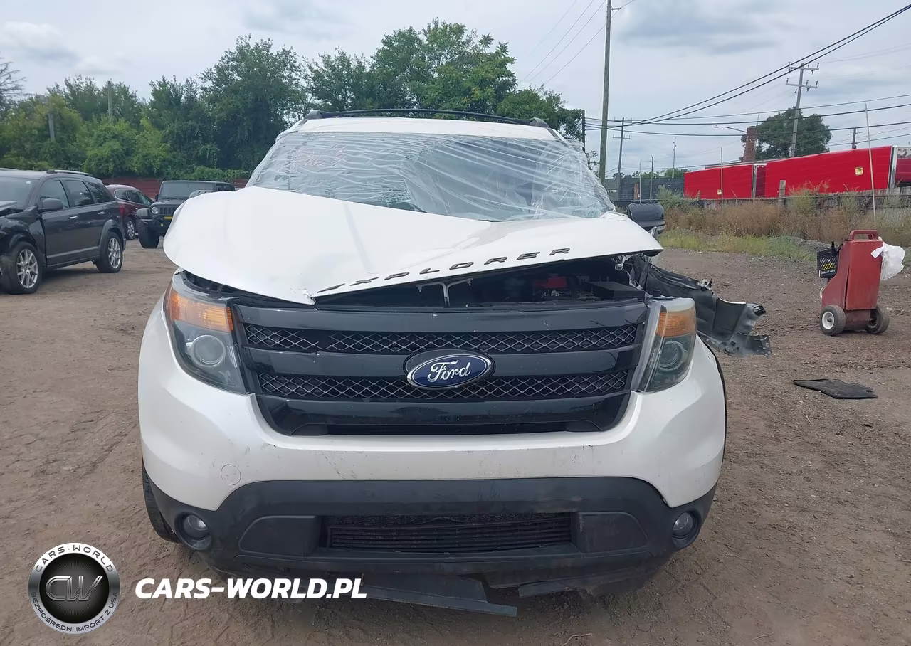 2015 Ford Explorer Sport VIN:1FM5K8GT6FGC61580 - 12