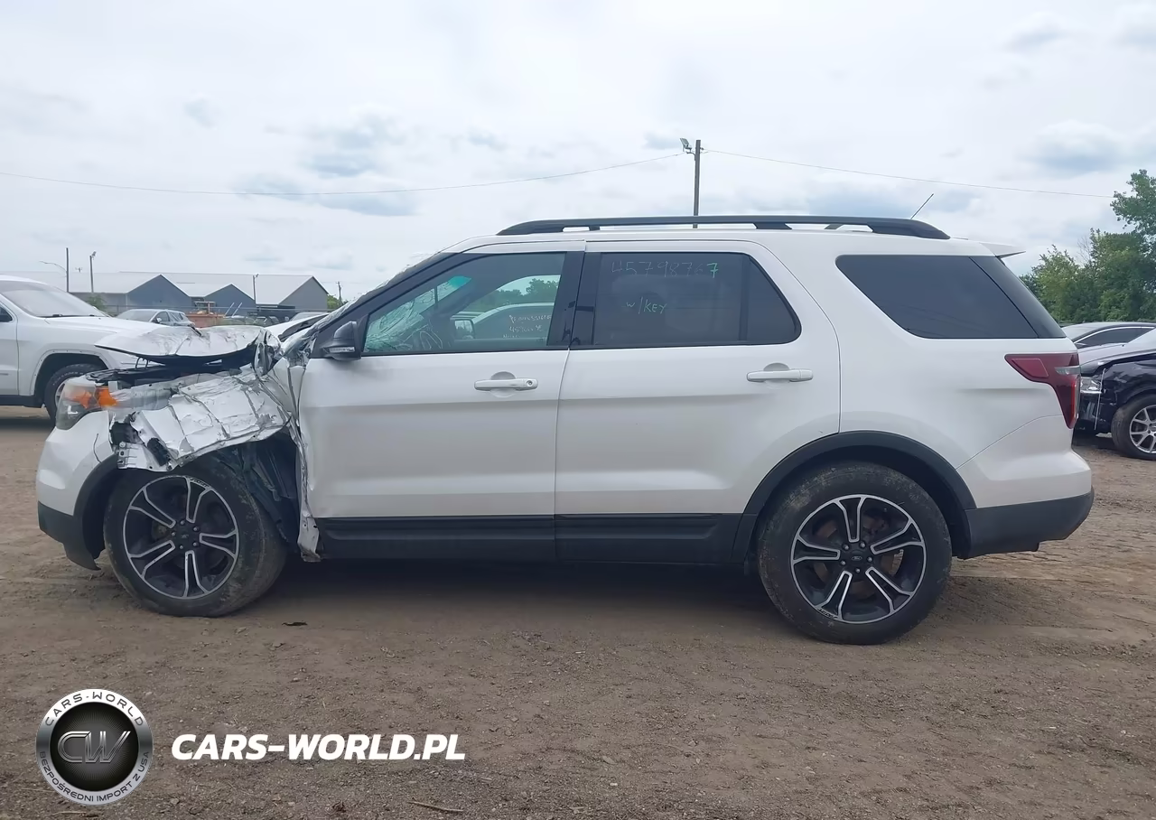 2015 Ford Explorer Sport VIN:1FM5K8GT6FGC61580 - 14