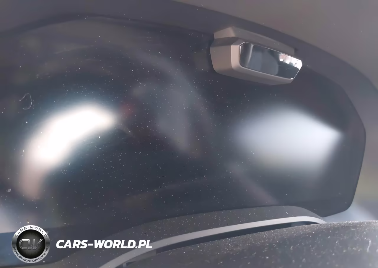 2020 BMW M8 Competition VIN:WBSAE0C04LCD70710 - 15