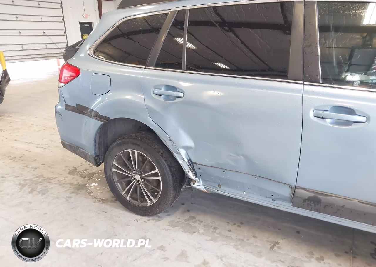 2011 Subaru Outback 2.5I Premium VIN:4S4BRCCC7B3330740 - 13