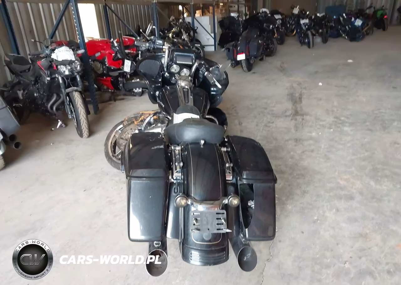 2016 Harley-Davidson Fltrxs Road Glide Special VIN:1HD1KTM10GB612375 - 6