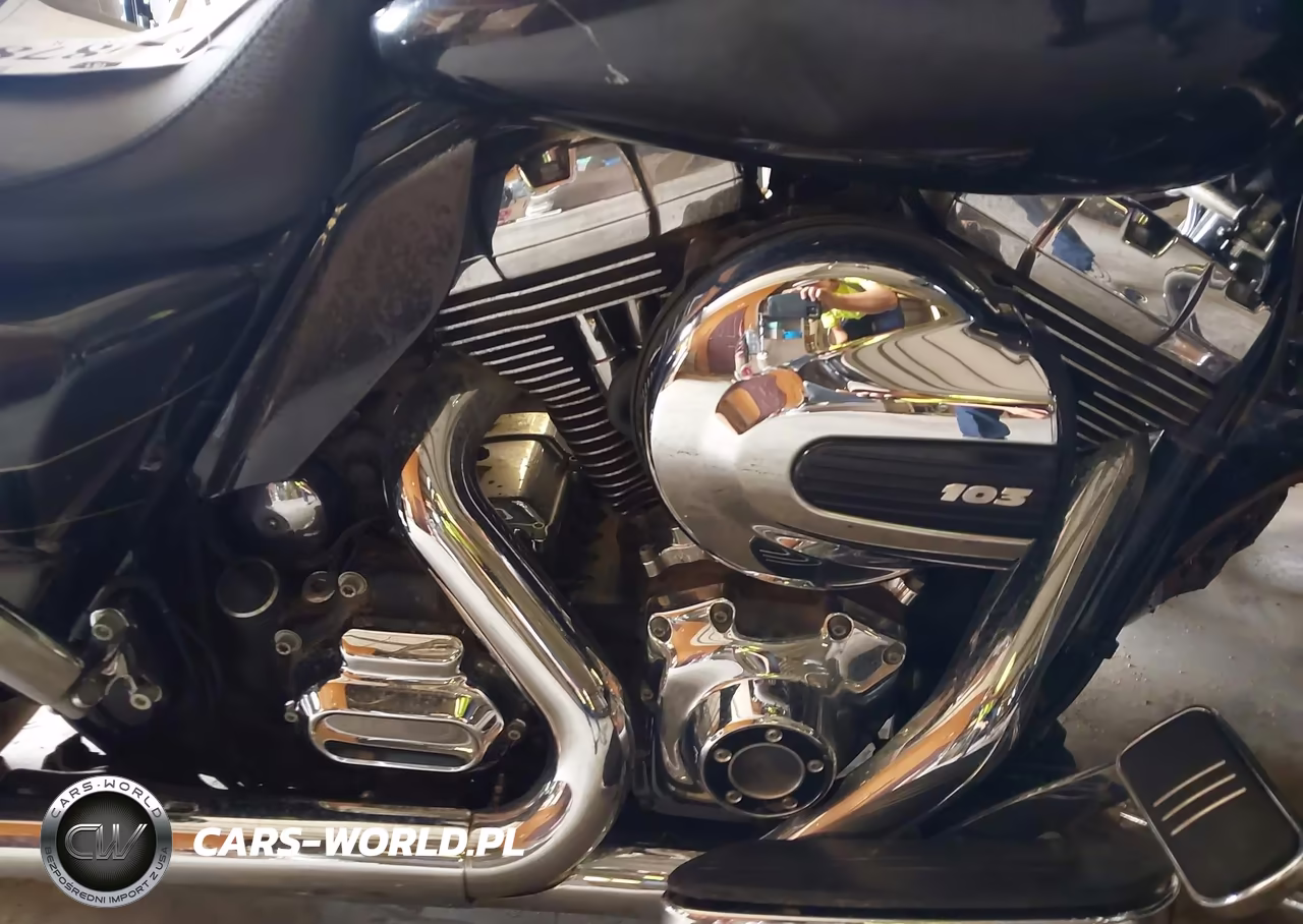 2016 Harley-Davidson Fltrxs Road Glide Special VIN:1HD1KTM10GB612375 - 8