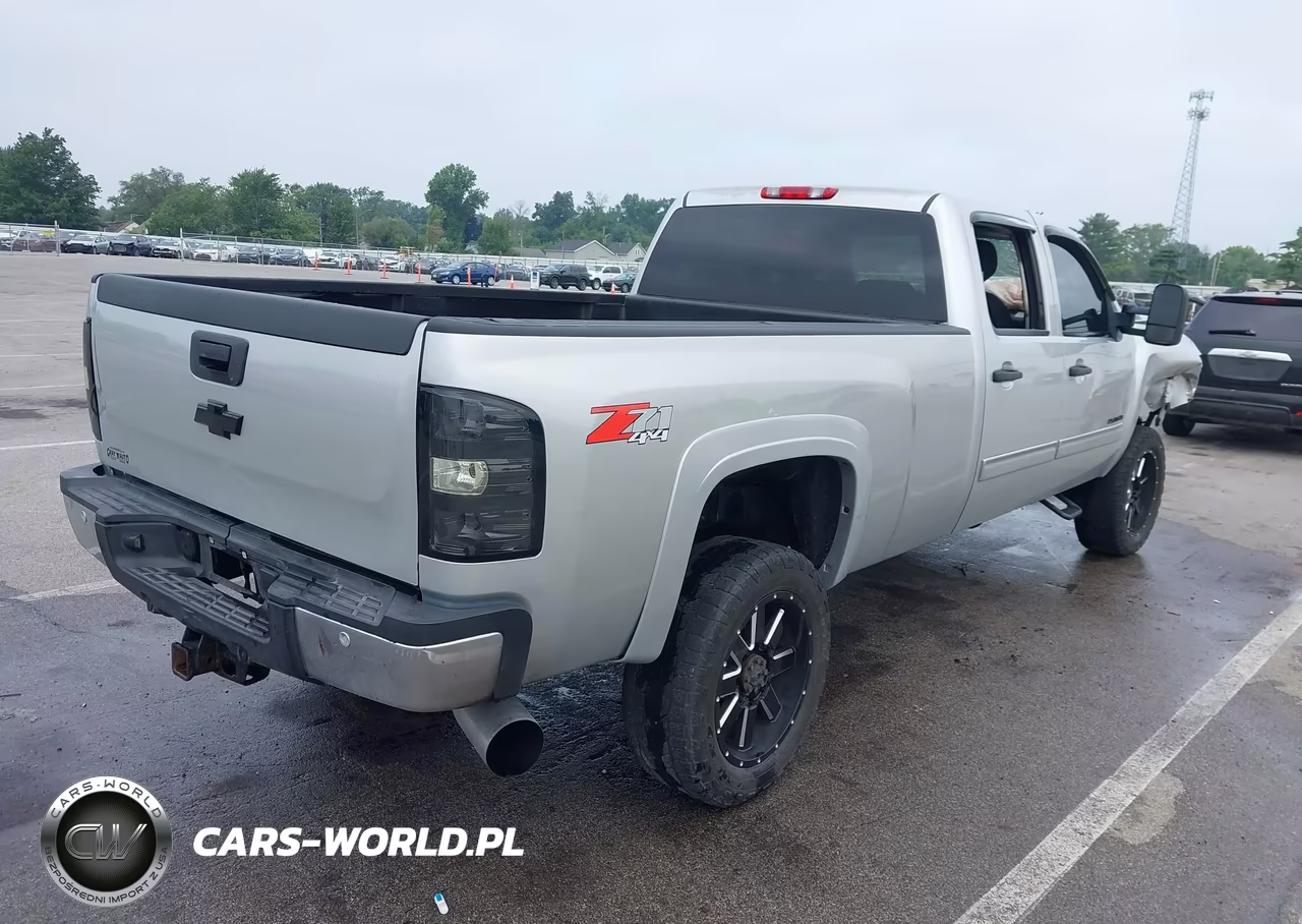 2011 Chevrolet Silverado 2500Hd Lt VIN:1GC1KXC8XBF225390 - 4