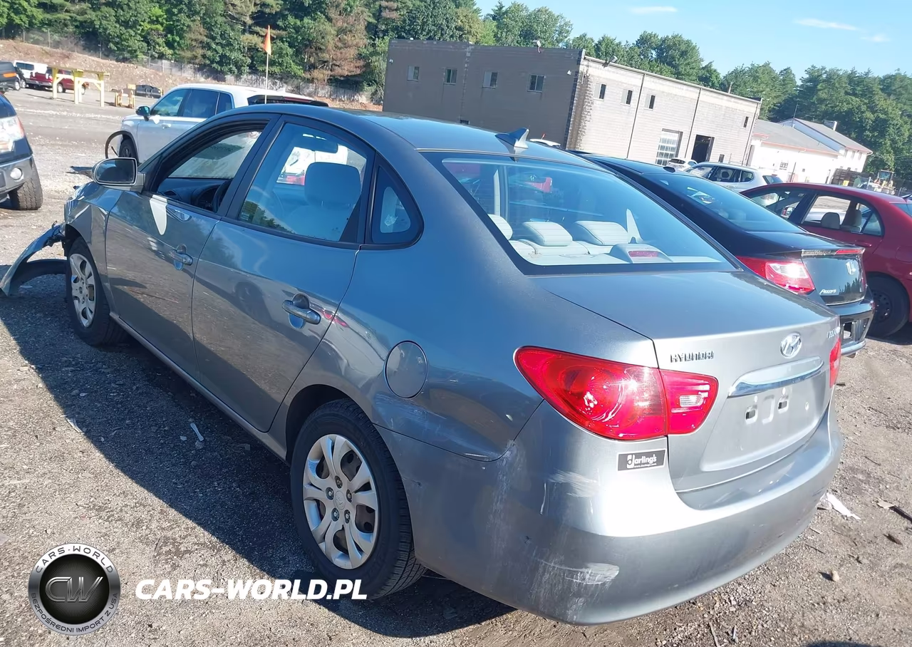 2010 Hyundai Elantra Gls VIN:KMHDU4AD2AU828765 - 3