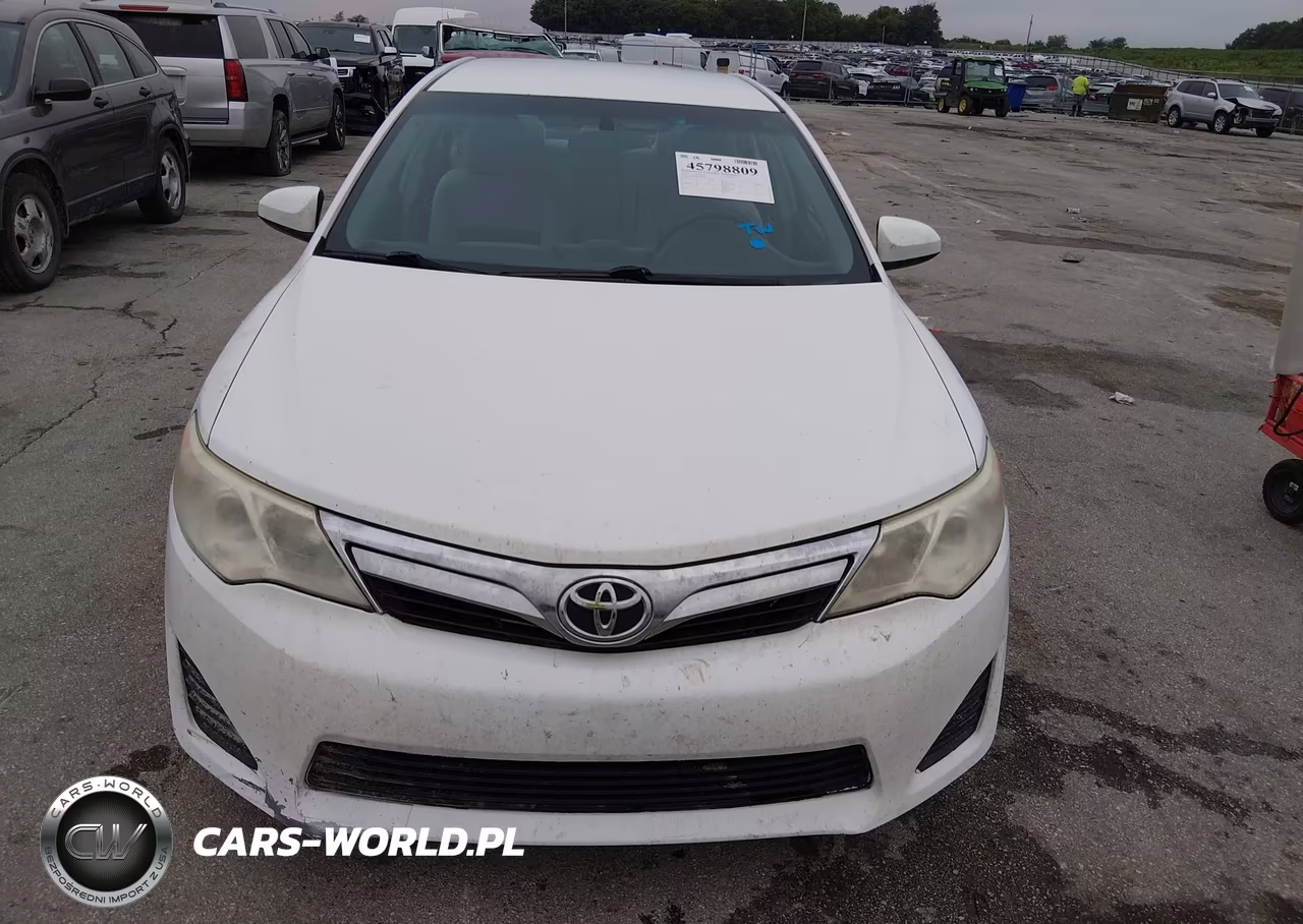 2014 Toyota Camry Le VIN:4T4BF1FKXER364319 - 12