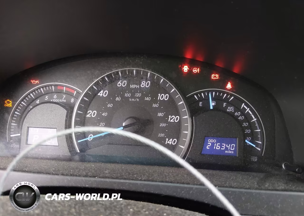 2014 Toyota Camry Le VIN:4T4BF1FKXER364319 - 15