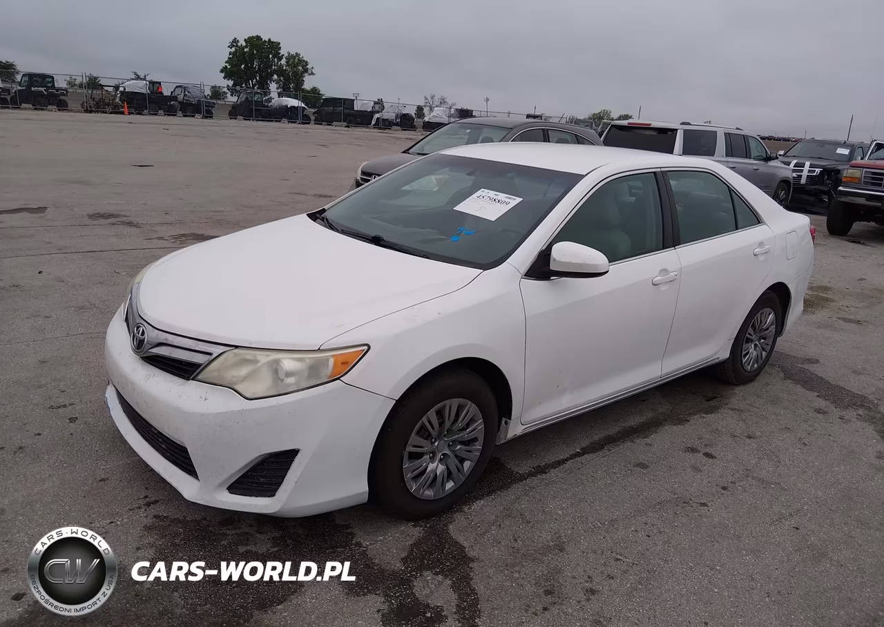 2014 Toyota Camry Le VIN:4T4BF1FKXER364319 - 2