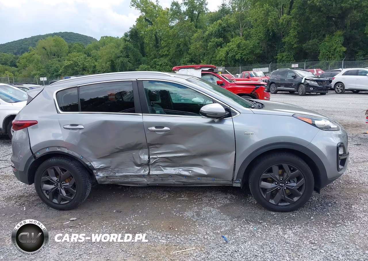 2020 Kia Sportage S VIN:KNDP6CAC5L7748147 - 13