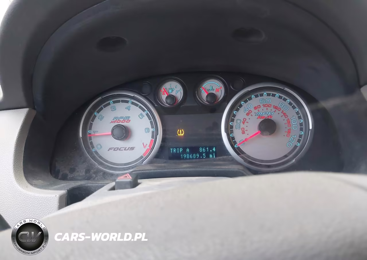 2009 Ford Focus Se VIN:1FAHP35N39W133792 - 7